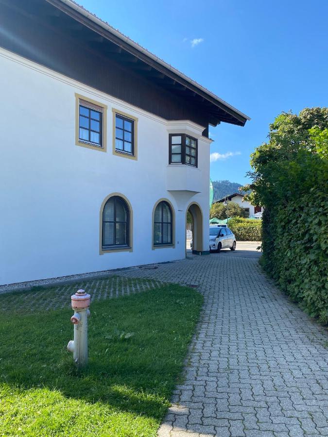 Ferienwohnung Chiemgauzeit - Chiemgaukarte انزل المظهر الخارجي الصورة