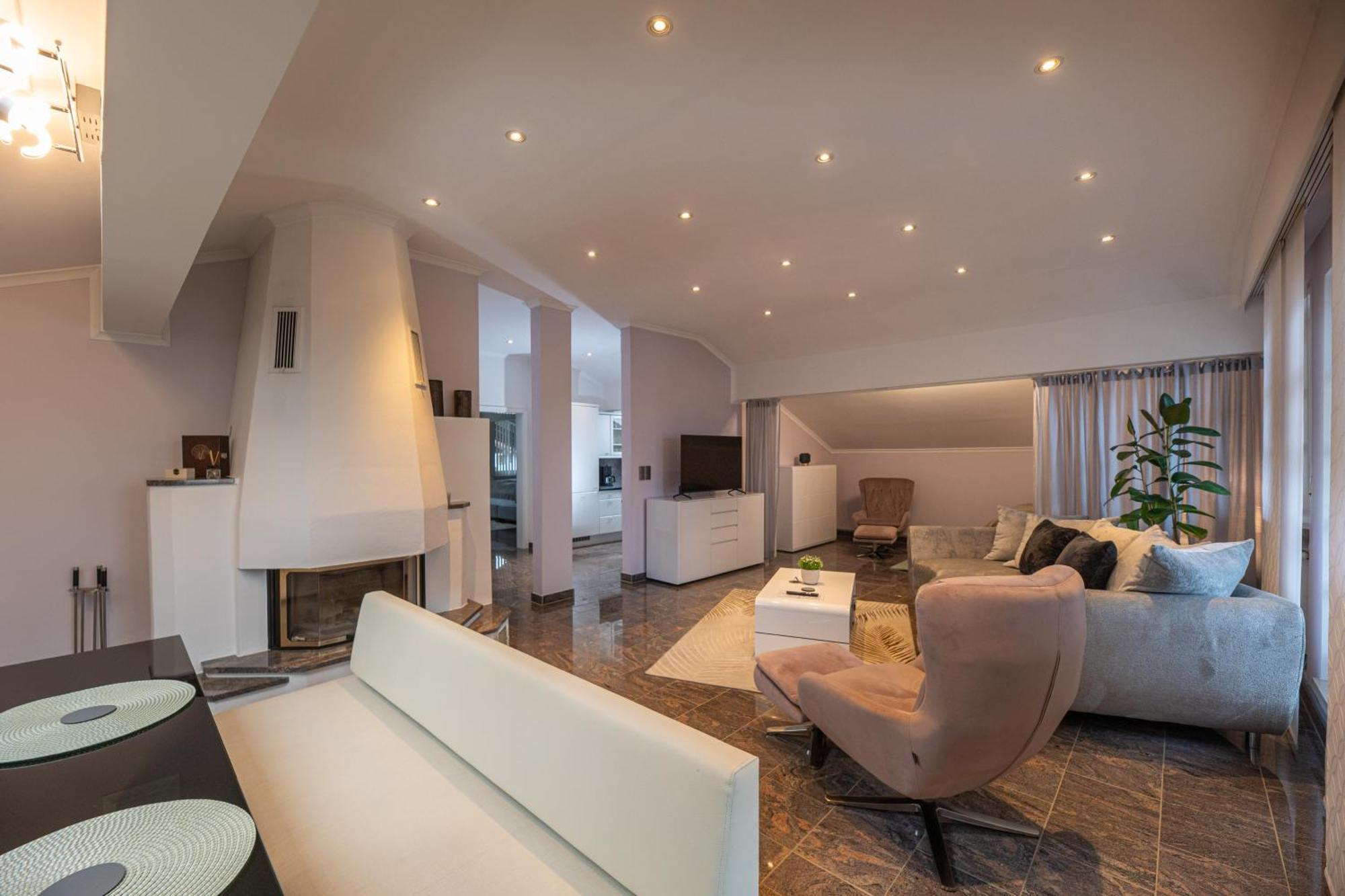 Ferienwohnung Chiemgauzeit - Chiemgaukarte انزل المظهر الخارجي الصورة